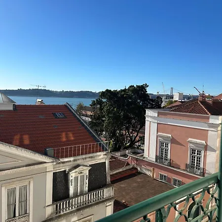 Апартаменти Varandas Do Marques *